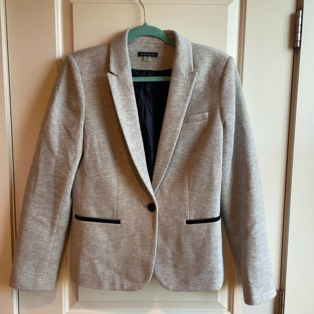 Tommy Hilfiger One-Button Blazer